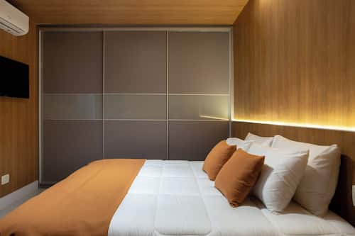 Appartamento Design, cucina, vista cortile | Postazione laptop, ferro/asse da stiro, Wi-Fi gratuito