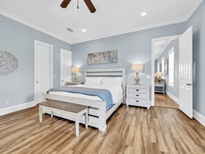 Room - 🌊Walk to Beach | Pool | 3 Balconies | La Valencia Beach House🌊 (Panama City Beach)