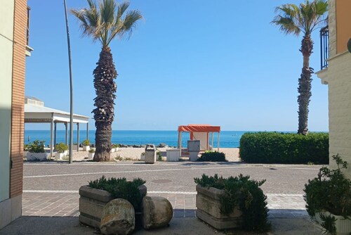 P085 – Porto Recanati, new two-room apartment 30 meters from the sea