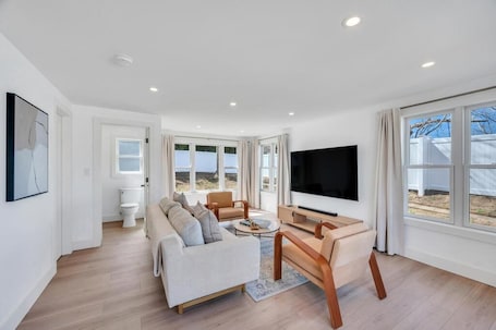 Living area. Minutes from the beach, brand new 3 bedroom