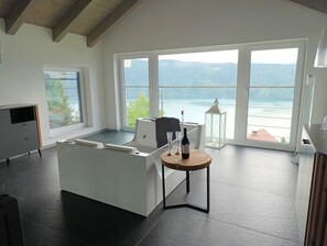 Interior - Modern house in the woods with a view of the Millstattersee (millstatt  am see)