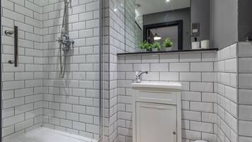 Apartment | Bathroom