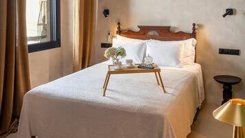 1 bedroom, in-room safe, iron/ironing board, WiFi