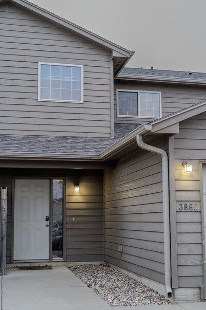 2-bedroom condo in enjoyable Sioux Falls - All the Charm Without the Farm!
