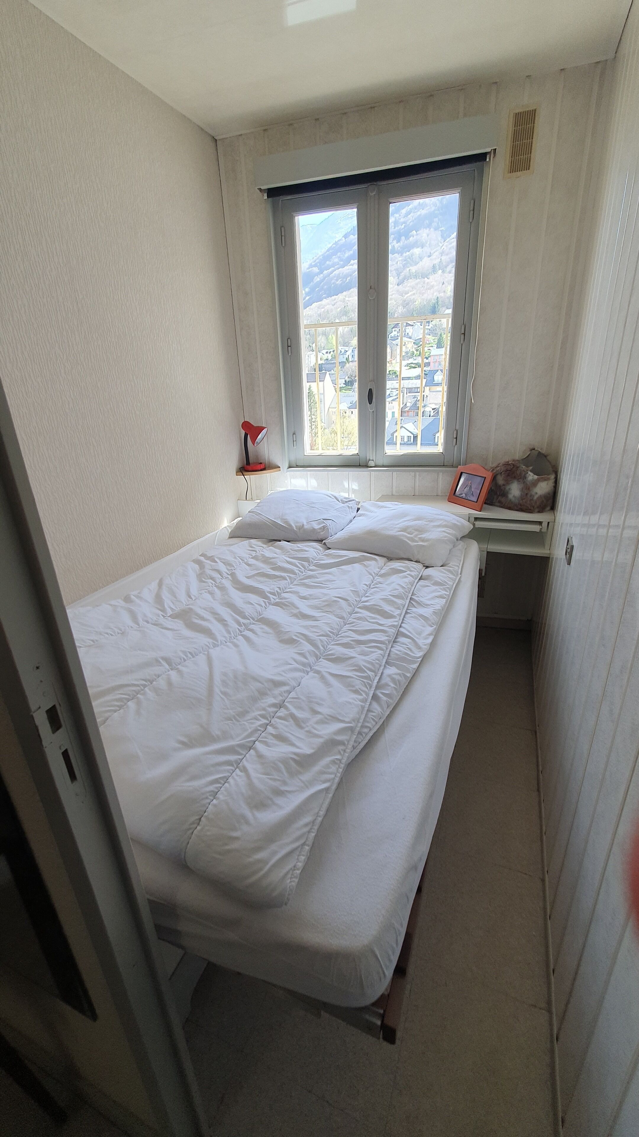 2 bedrooms