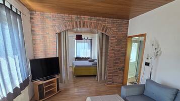 Fernseher