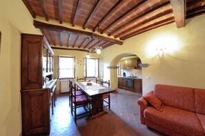 Panoramic-Maisonette, Stadtblick | Wohnbereich