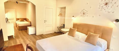 Deluxe Apartment, City View