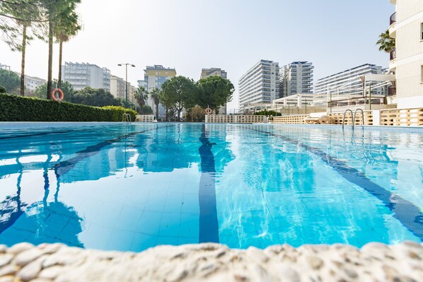Pool - Beautiful flat with mediterranean style and max confornt - only families (Playa de Gandía)