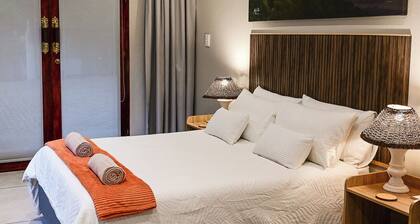 Charming Private B&B Room in Secure Estate