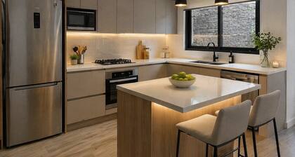 Cozy and bright room in an excellent location.