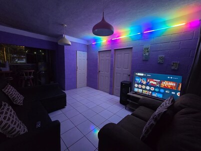 The best modern apartment in Santa Ana with private movie theater and fast internet