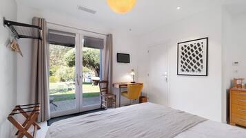 1 habitación, wifi y ropa de cama