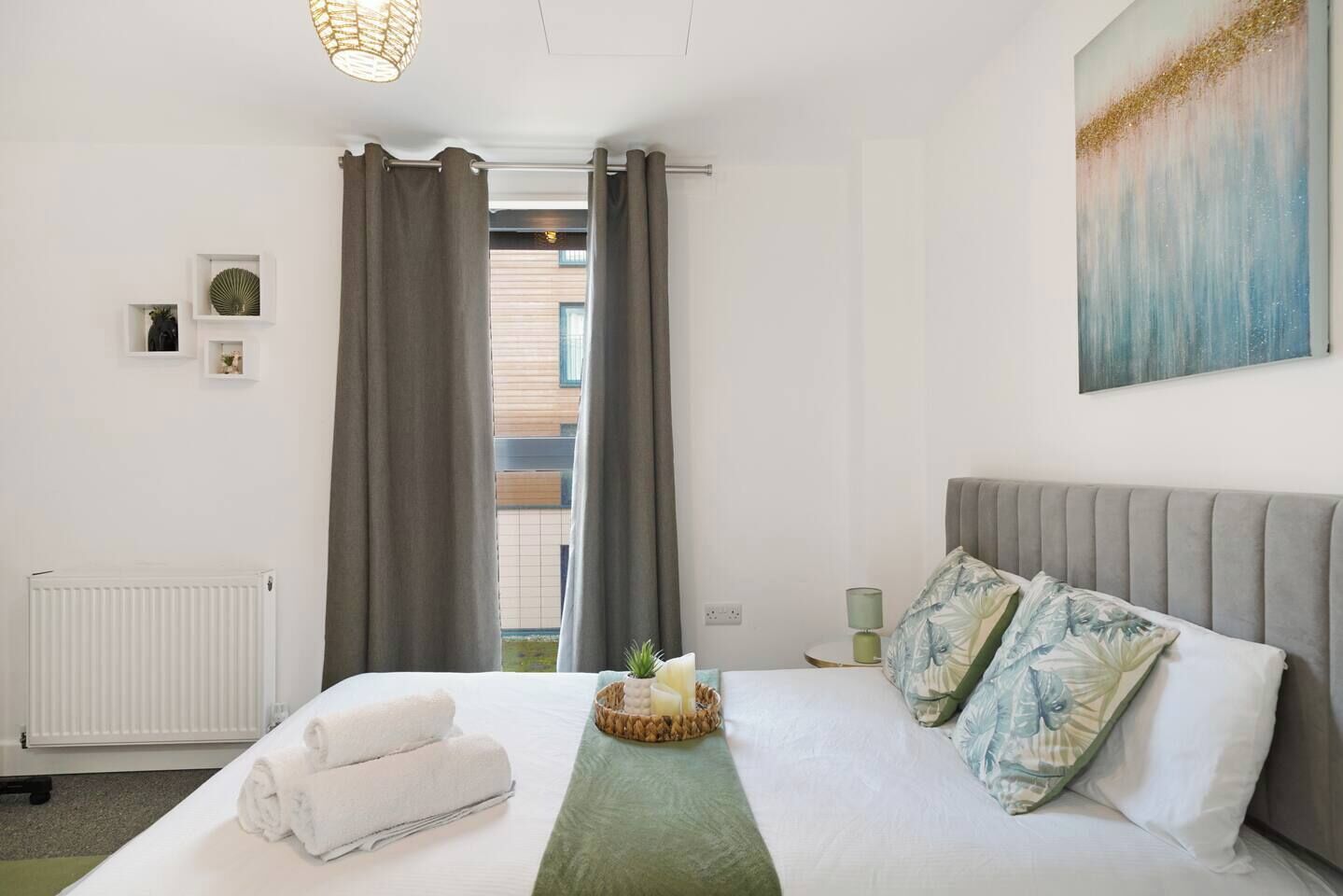 2 bedrooms, iron/ironing board, WiFi (free), bed sheets