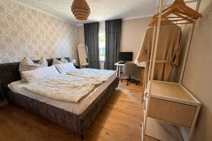 1 bedroom, WiFi, bed sheets - Casa WesterWohl - Private Spa & Wellness (Dierdorf)
