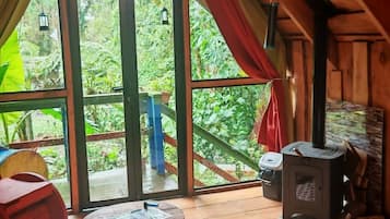 Standard Chalet, 1 Bedroom, Balcony, Lake View | Individually decorated, individually furnished, free WiFi, bed sheets