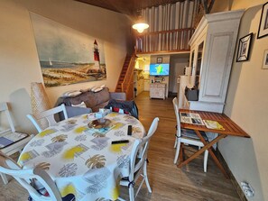 TV, stereo - To rent for family vacations, 400 m from the Parée du Jonc beach (Saint-Jean-de-Monts)