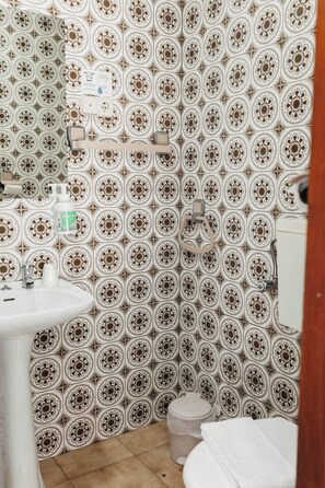 Bathroom - Vrbo Property (Ponte de Lima)