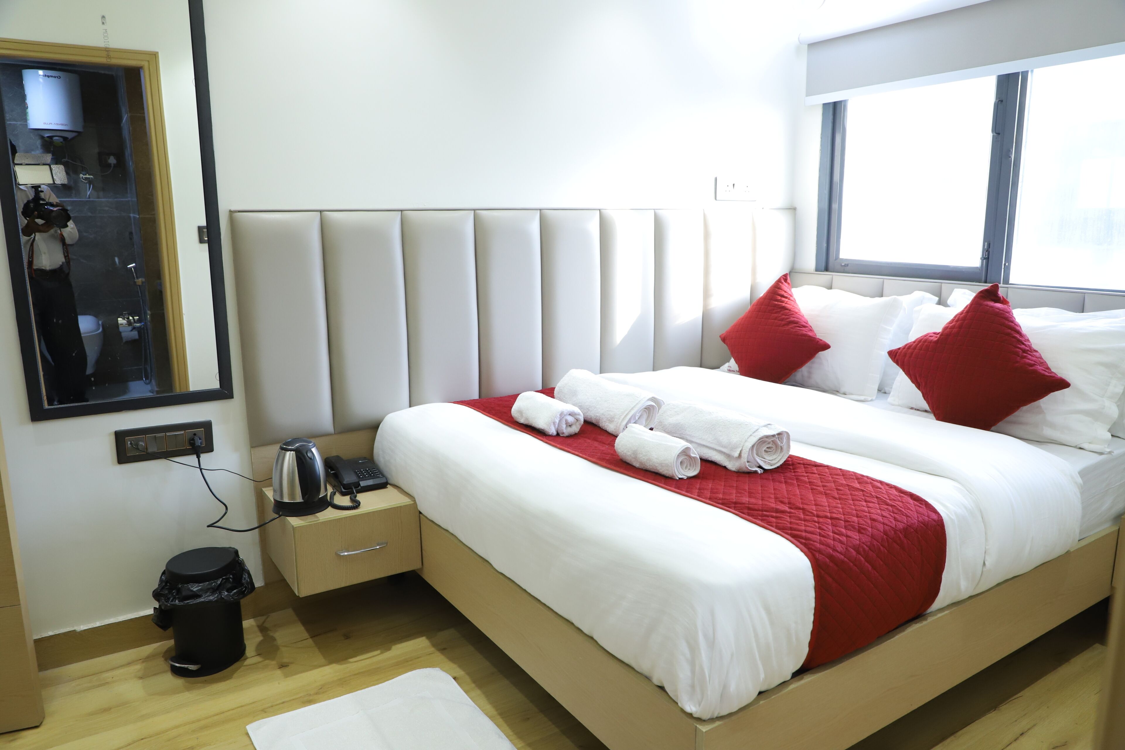 ห้องลักซ์ชัวรี่ดับเบิล, เตียงคิงไซส์ 1 เตียง, วิวเมือง