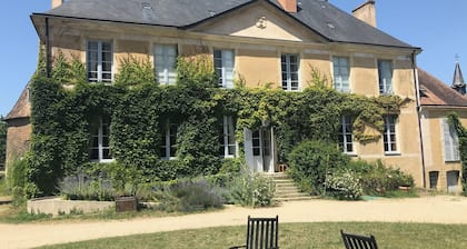 Loue chateau historique de charme en Perche Sarthois - 50 couchages
