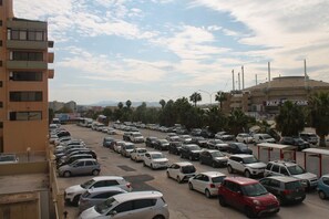 Parcheggio in loco