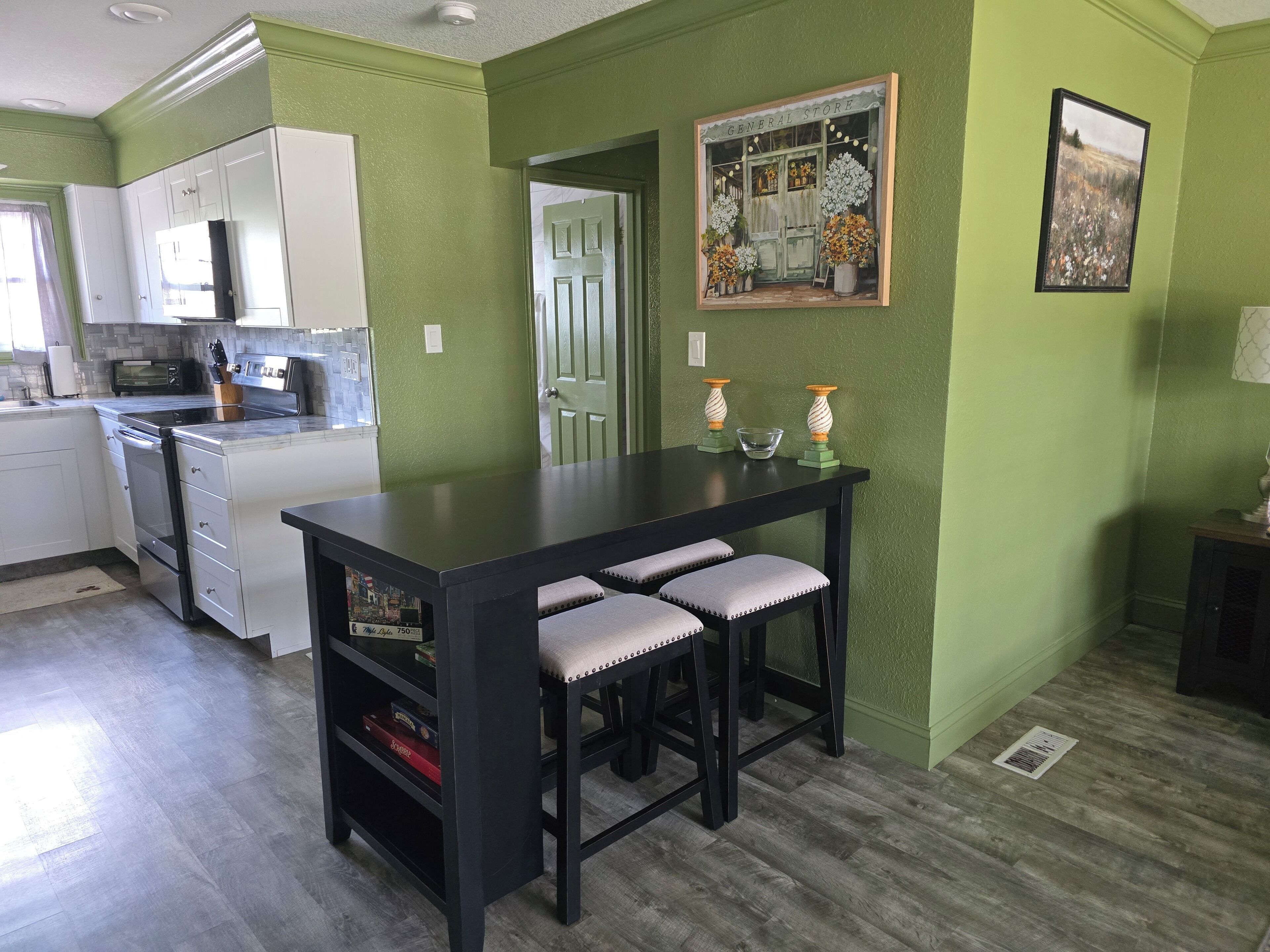 Fridge, microwave, oven, dishwasher