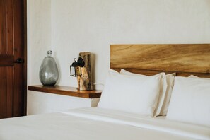 5 bedrooms, WiFi, bed sheets, wheelchair access