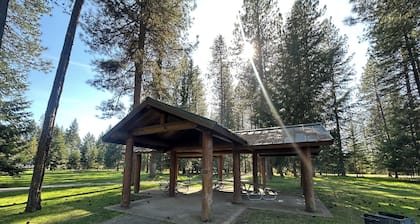 Private Ptarmigan Suite