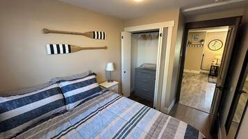 1 chambre, fer et planche à repasser, Wi-Fi gratuit, draps fournis