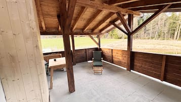 Deluxe Apartment, Resort View | Outdoor dining