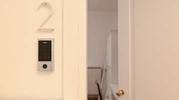 Doppia Superior, balcone, vista giardino | Interni