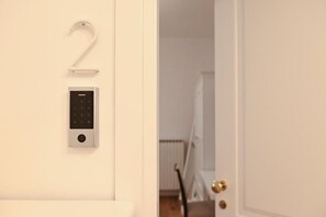 Superior Double Room, Balcony, Garden View | Interior