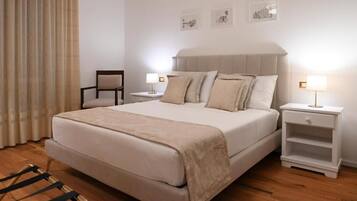 Superior-Doppelzimmer, Balkon, Gartenblick | Zimmersafe, Schreibtisch, laptopgeeigneter Arbeitsplatz