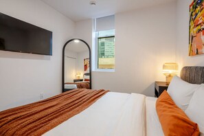 2 bedrooms, iron/ironing board, WiFi, bed sheets - Vintage Moderne – Old MTL Retreat (Montréal)