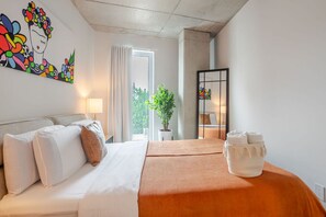 2 Schlafzimmer, Schreibtisch, Bügeleisen/Bügelbrett, WLAN