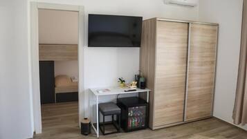 Familienzimmer, Hügelblick