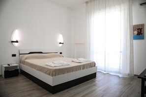 Room - Affittacamere Brezza Di Sirolo (Sirolo)