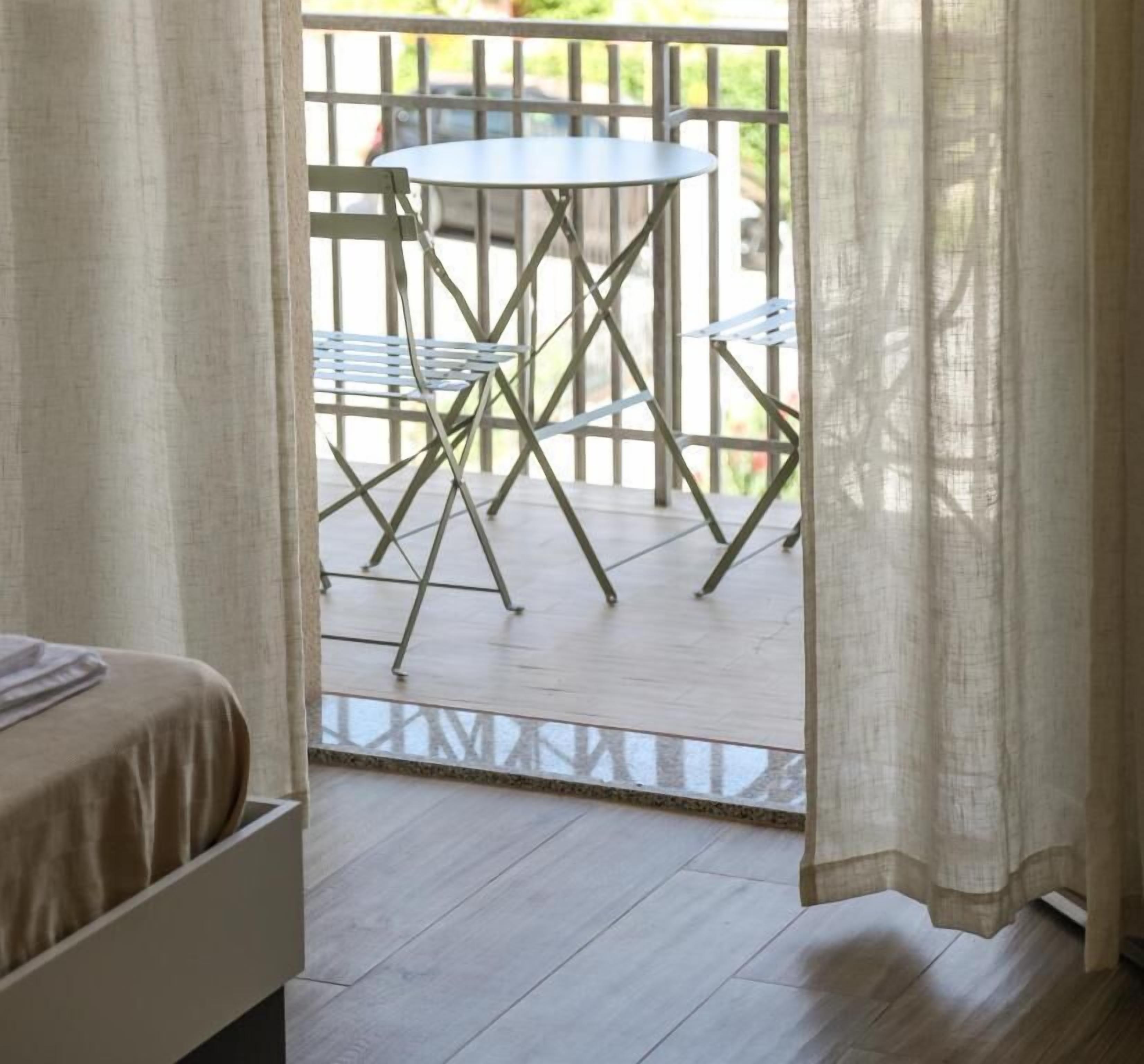 Double Room, Balcony | Interior