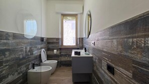 Bathroom - Affittacamere Brezza Di Sirolo (Sirolo)