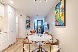 Dining - Modern Downtown 1BR with Semi-Private Terrace (Montreal)