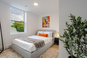 2 bedrooms, WiFi - Stylish Downtown Retreat (Montreal)