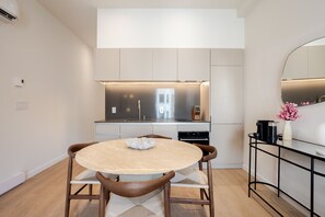 Fridge, microwave, oven, stovetop - Modern Retreat with Chic Design in Downtown MTL (Montreal)