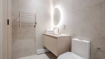 Hair dryer, towels