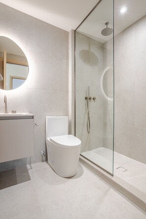 Hair dryer, towels - Elegant Escape in Montreal’s Golden Square Mile (Montreal)