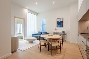 Dining - Elegant Escape in Montreal’s Golden Square Mile (Montreal)