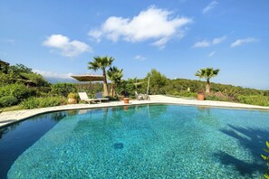Pool - Apartment 'La Suite Du Jardin Du Clos Stemarie' with Sea View, Wi-Fi and Air Conditioning (Roquefort-les-Pins)