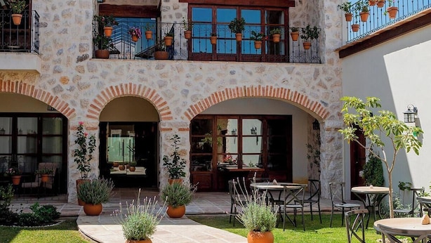 Outdoor dining - Corazante Boutique Hotel (San Andrés Cholula)