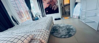 HulaFling Homestay 