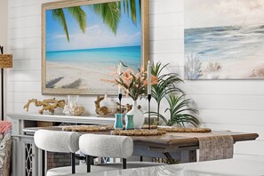Dining - Beach Resort 501 • Top Floor Luxury • Premium End-Unit with Gulf Views (Miramar Beach)