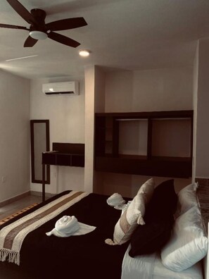 Double Room, Balcony, Beach View - Pelicanos  (Playa Zapote)